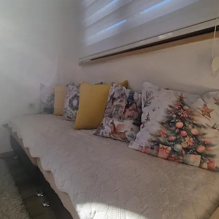 Kuca Za Odmor Ravna Planina Vakantiehuis *